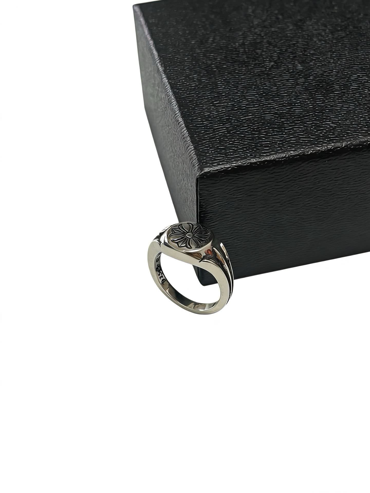 Chrome Hearts 925 Sterling Silver Ring with Flower Design